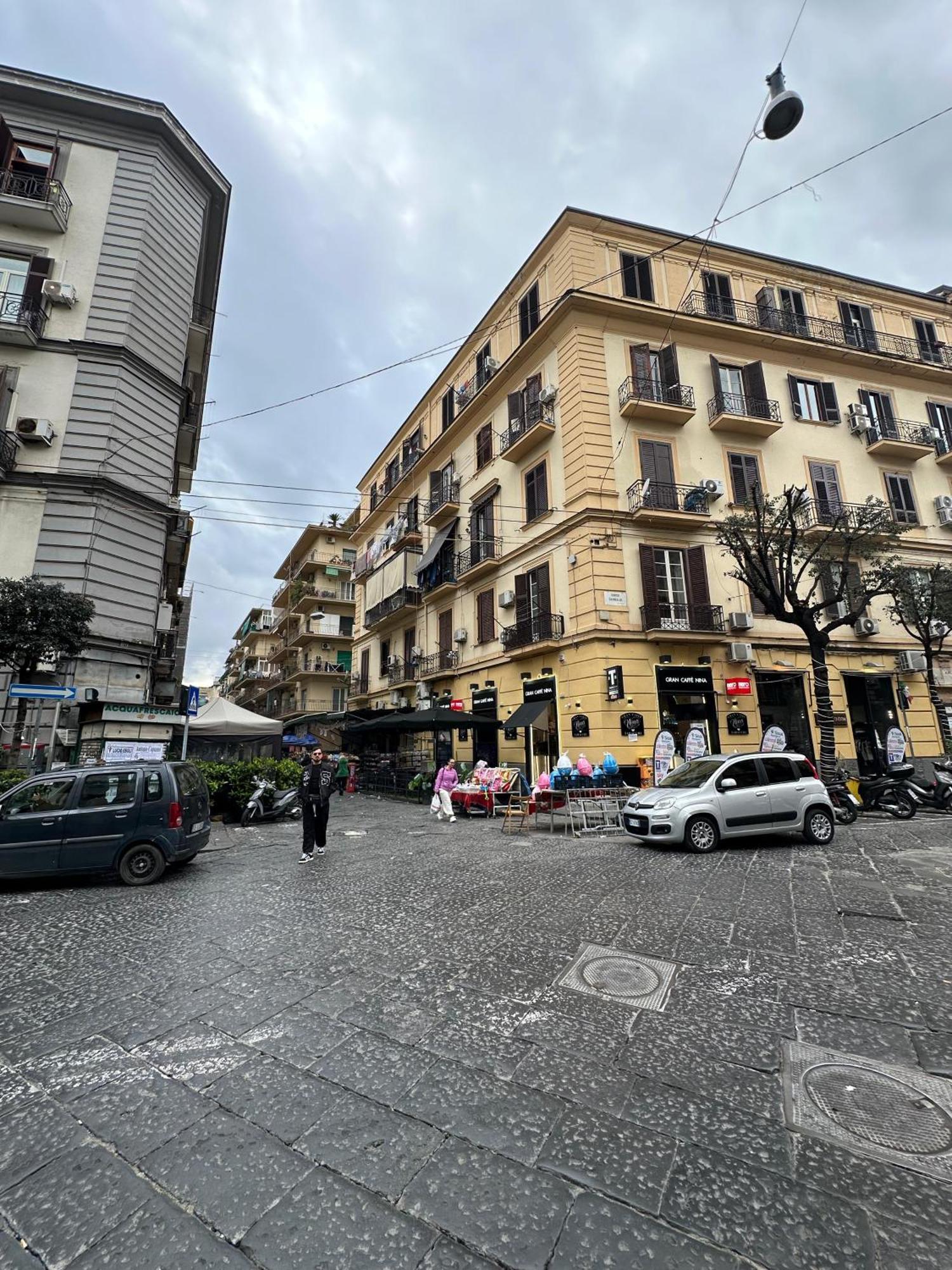 Hotiday Room Collection - Napoli Botanique Dış mekan fotoğraf