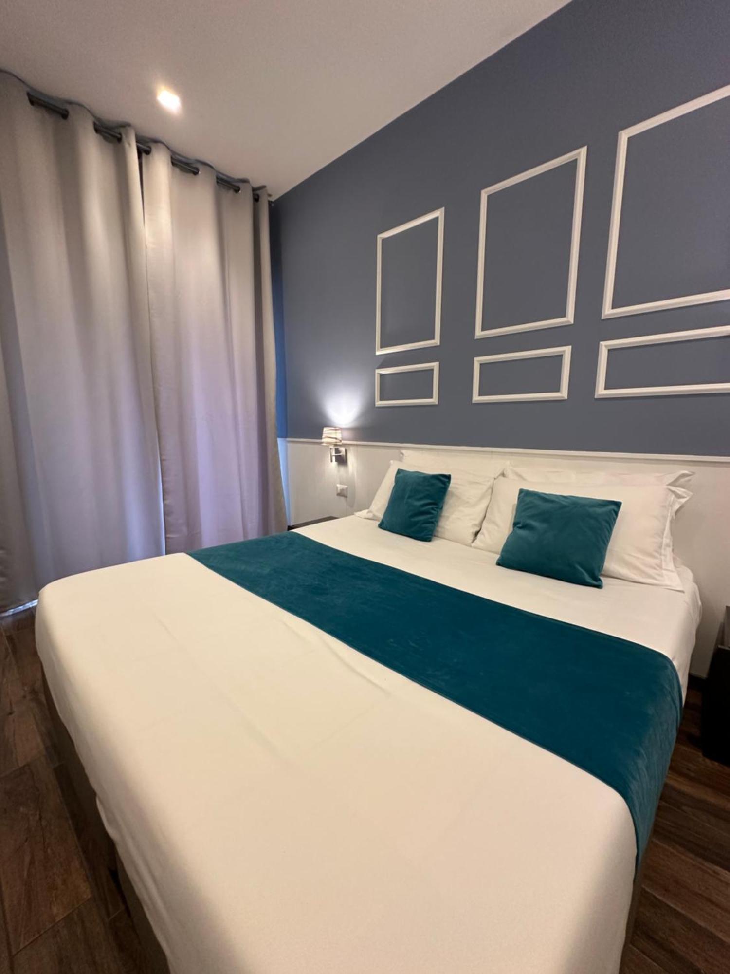 Hotiday Room Collection - Napoli Botanique Dış mekan fotoğraf
