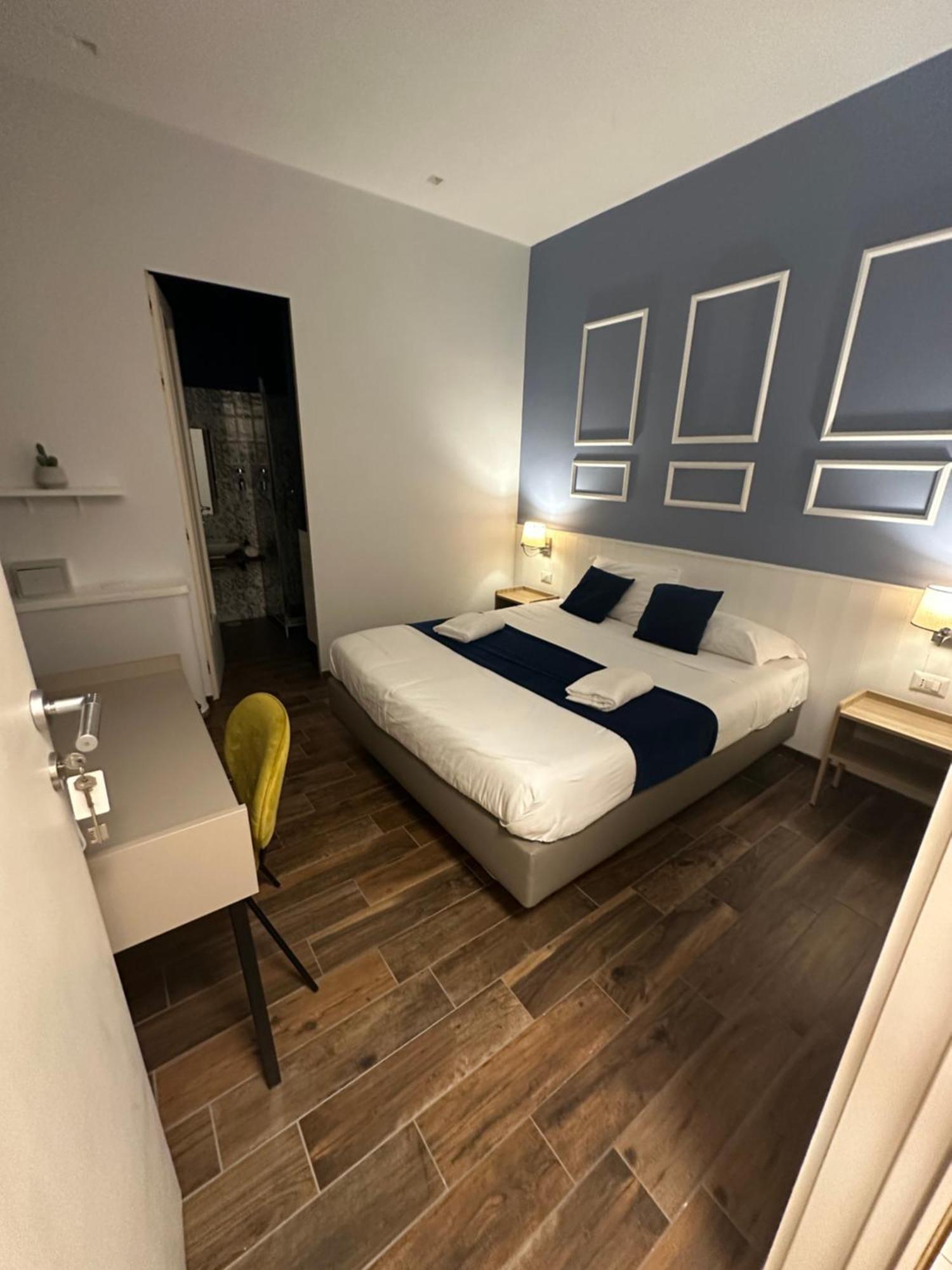 Hotiday Room Collection - Napoli Botanique Dış mekan fotoğraf